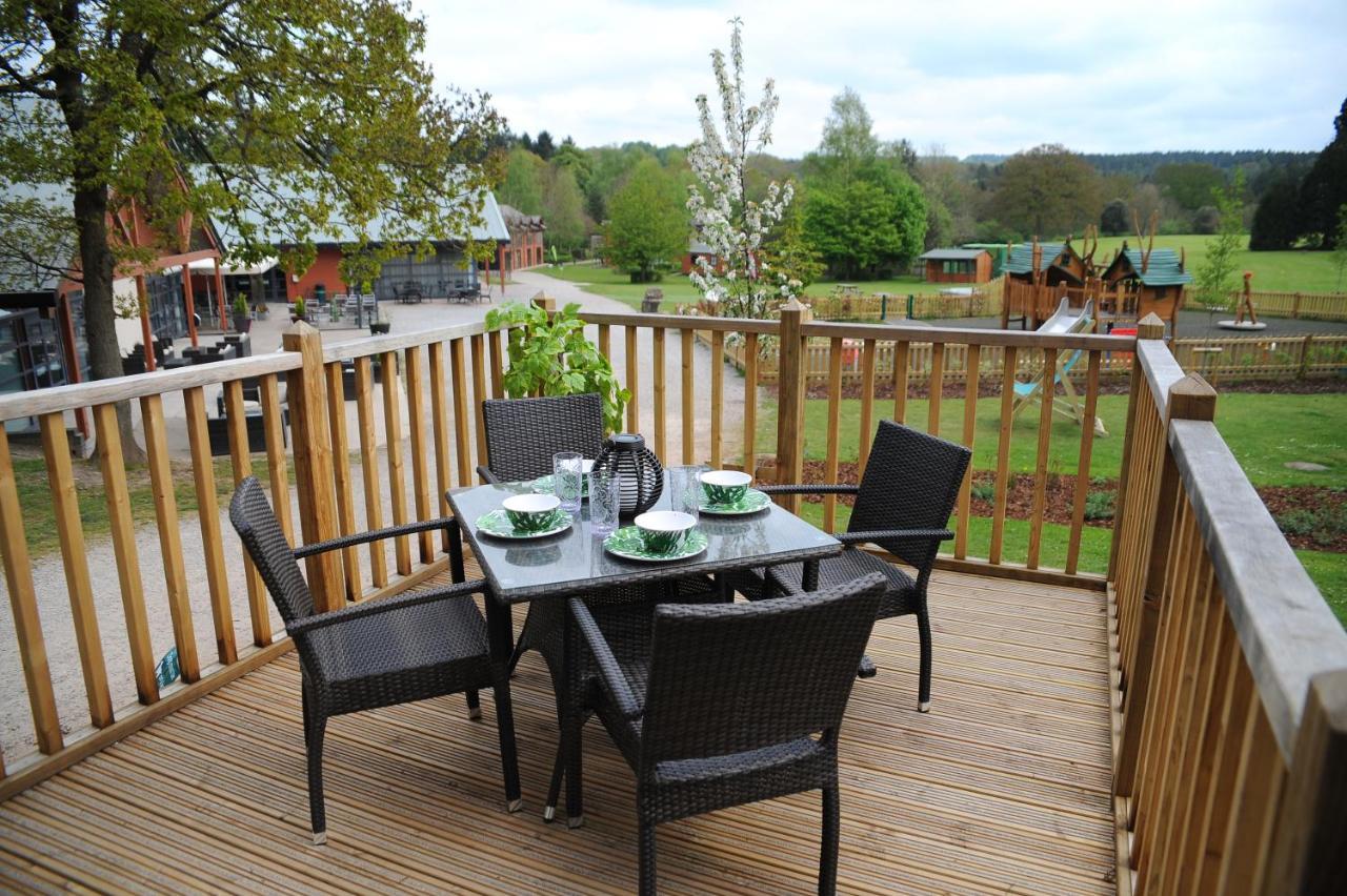 Whitemead Forest Park Hotel ลิดนีย์ ภายนอก รูปภาพ